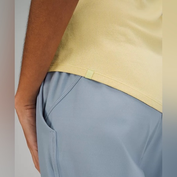 NWT Lululemon Hold Tight Short Sleeve Shirt - Picture 5 of 5